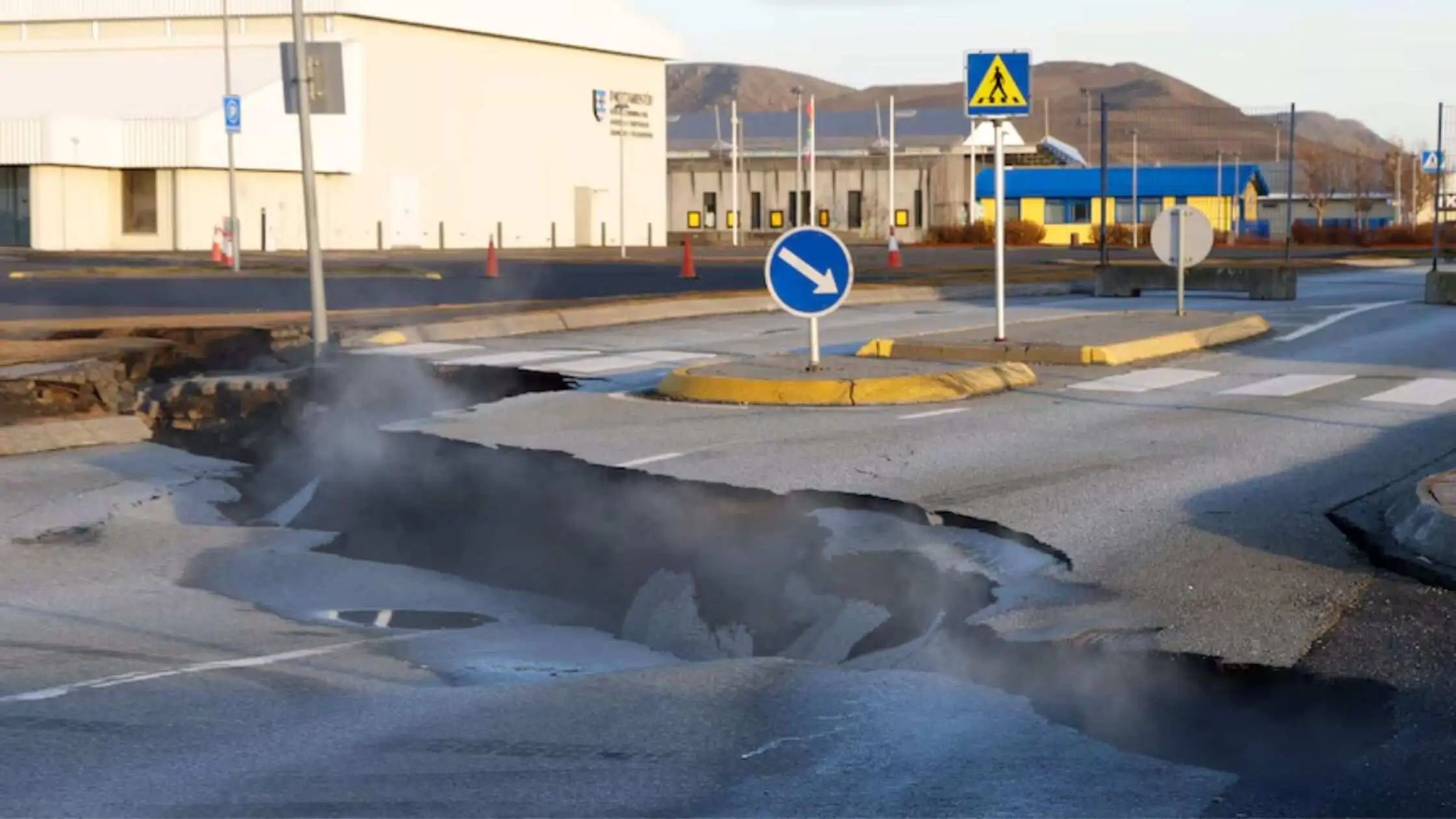 Grindavik Evacuation due to Volcanic eruption IN Iceland ( Magma )(Southern Peninsula Region)